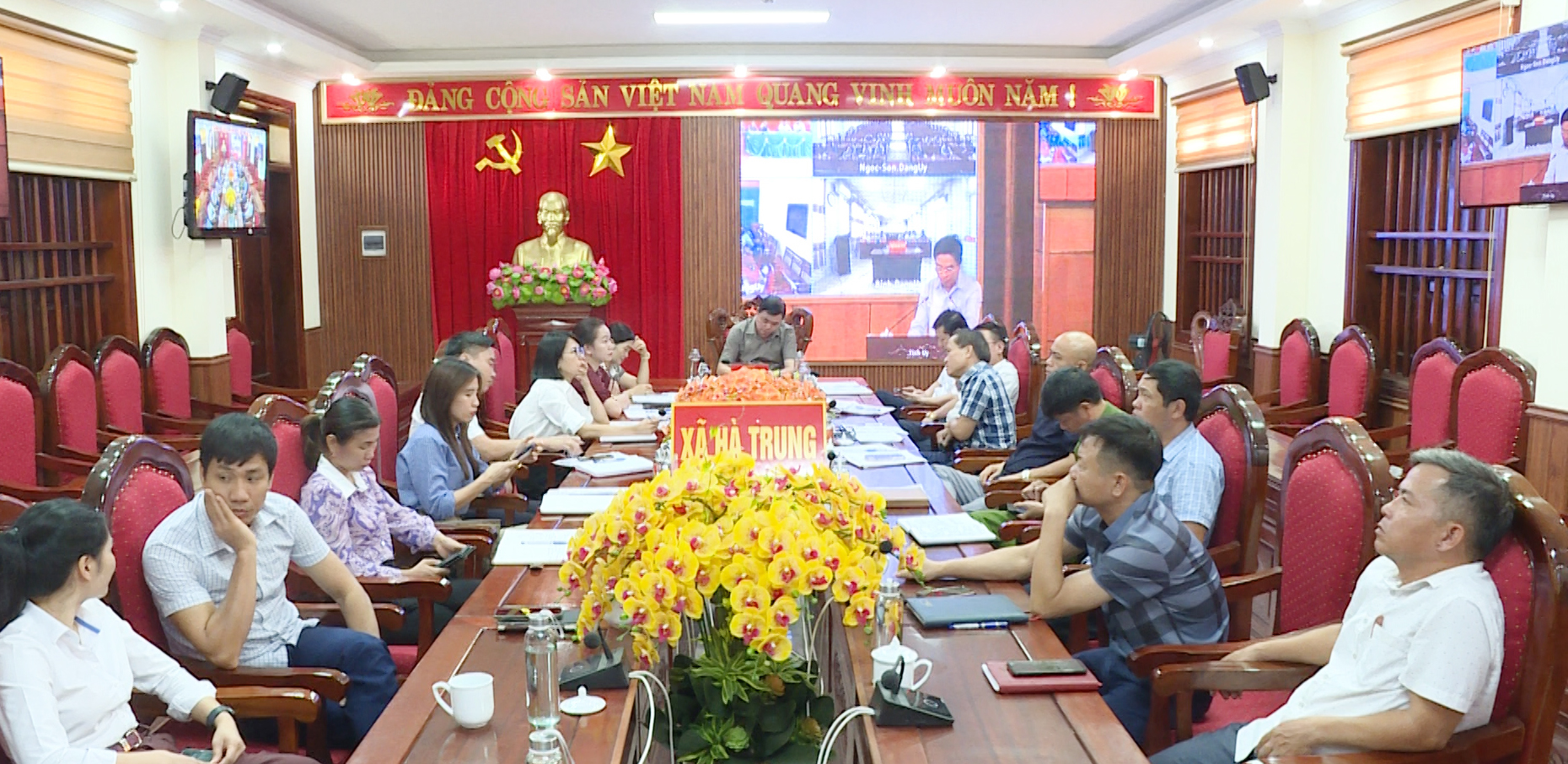 Anh-tin-bai